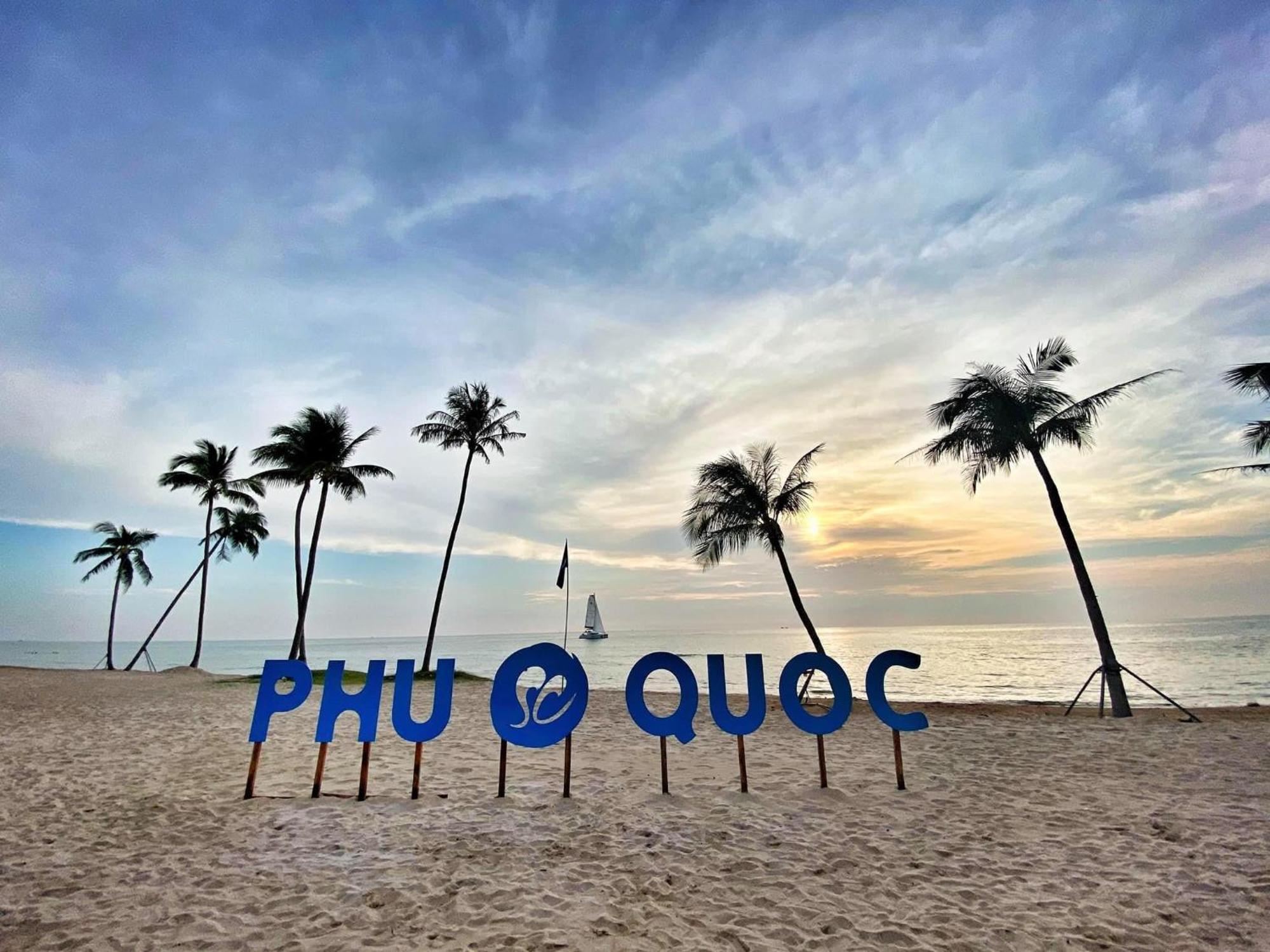Marina Seaside Boutique Hotel Phu Quoc Exterior photo