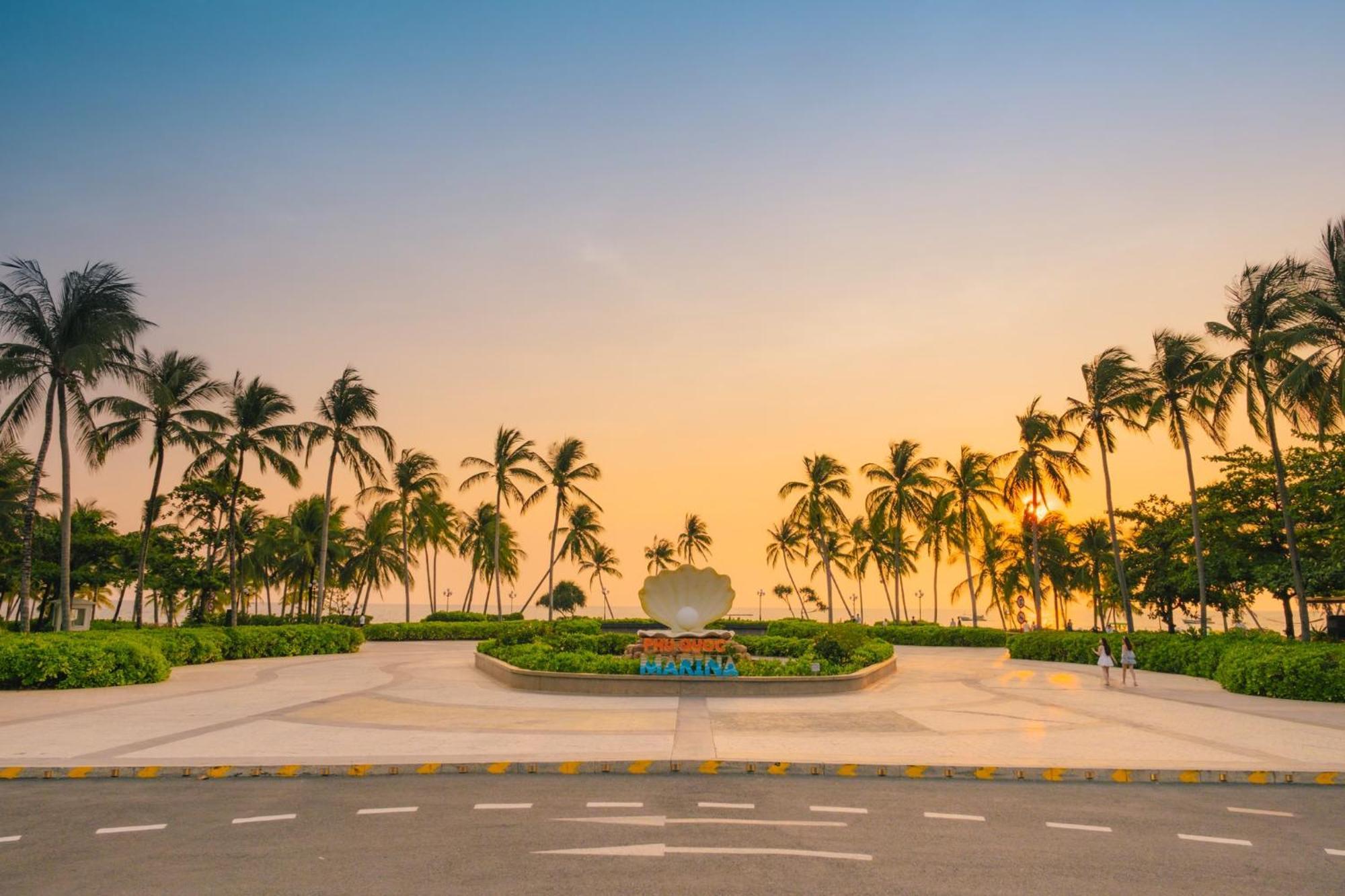 Marina Seaside Boutique Hotel Phu Quoc Exterior photo